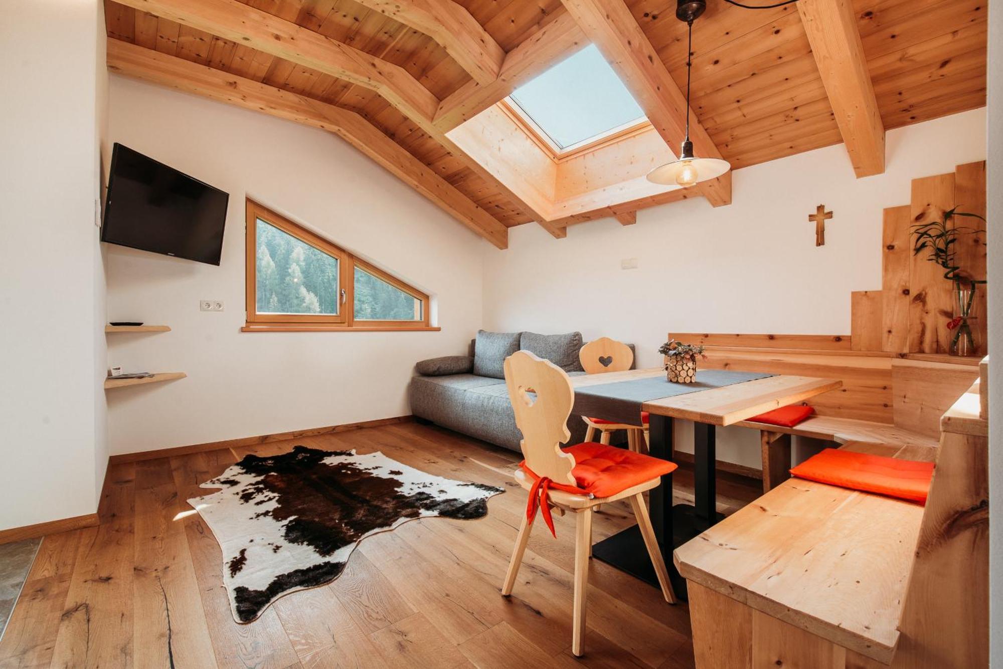 Grosskarnaiderhof Appartements-Bauernhof-Natur Pur ルゾーン エクステリア 写真